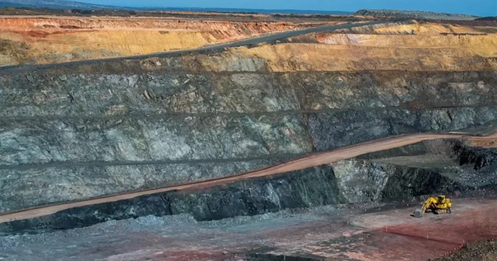 strip mine strip mine